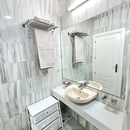 Summer House Duplex En La Playa Con Piscina Dom wakacyjny Benalmádena