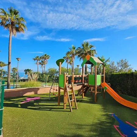 Summer House Duplex En La Playa Con Piscina Dom wakacyjny Benalmádena